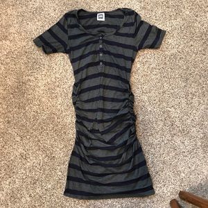 Nom Maternity/Nursing Dress, size L